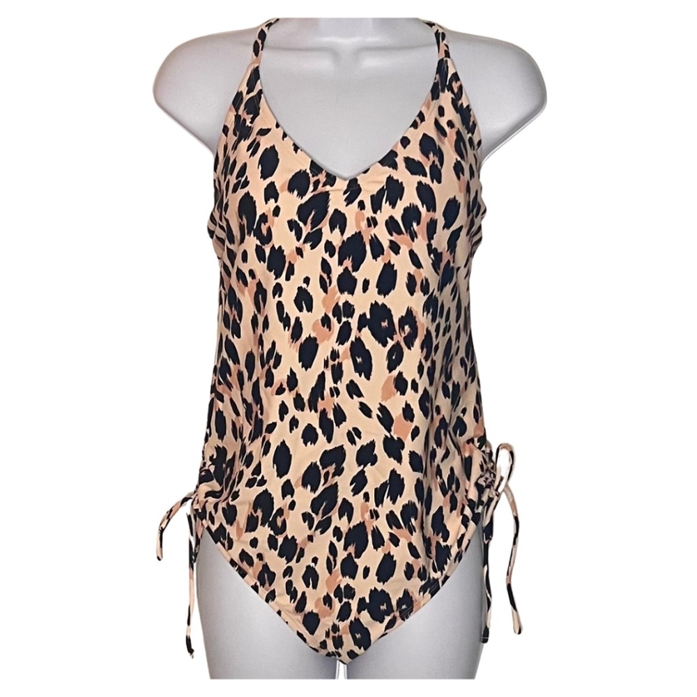 One Piece Never Worn Leopard Print, Bathing Suit Size L